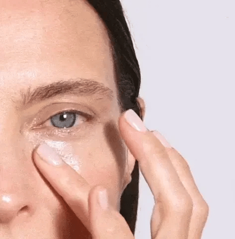 ✨ Bioaqua Sérum de Vitamina C – 30ml  Tu aliado diario para una piel más joven, luminosa y sin manchas.